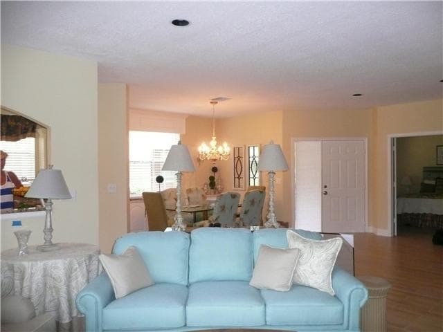 124 Legendary Circle, Palm Beach Gardens, FL 33418 5