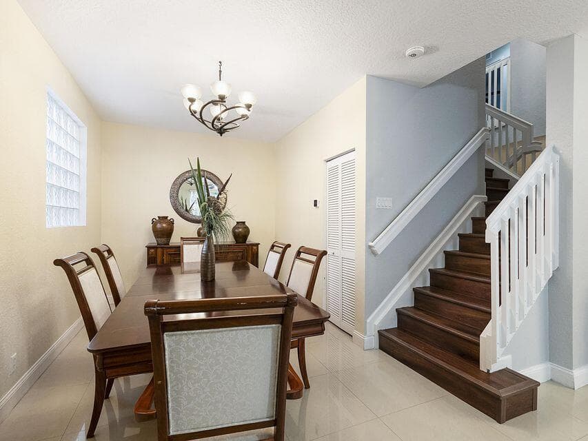 846 Gazetta Way, West Palm Beach, FL 33413 17