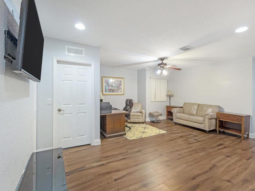 846 Gazetta Way, West Palm Beach, FL 33413 18