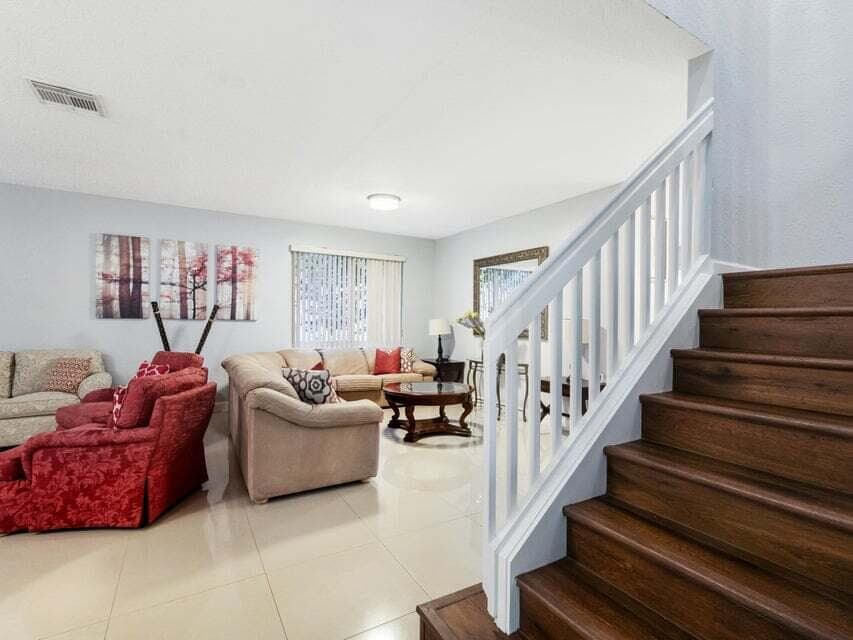 846 Gazetta Way, West Palm Beach, FL 33413 40
