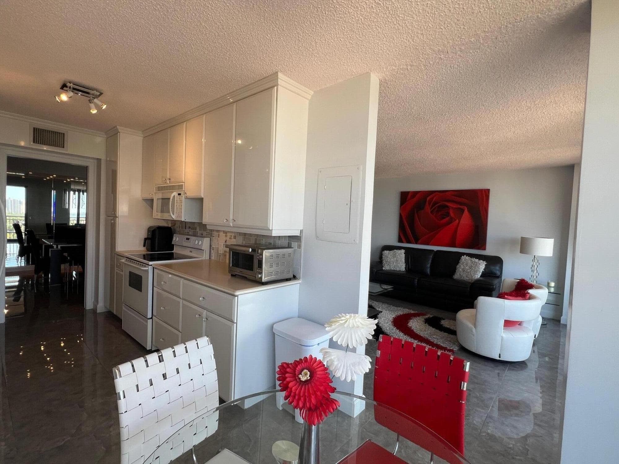 3400 N Ocean Drive 905, Singer Island, FL 33404 33