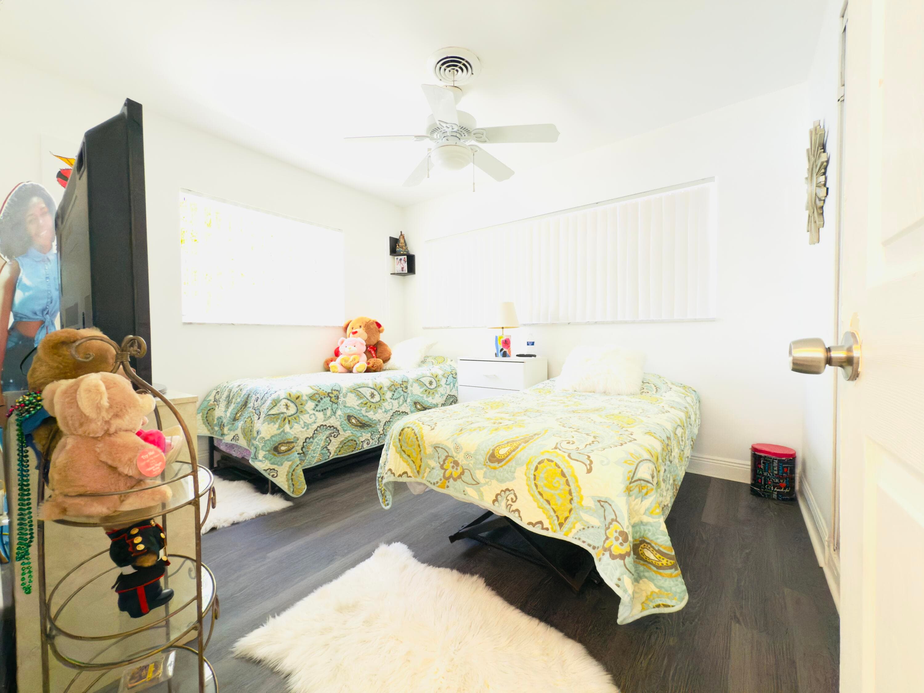 230 NE 25th Street, Pompano Beach, FL 33064 32