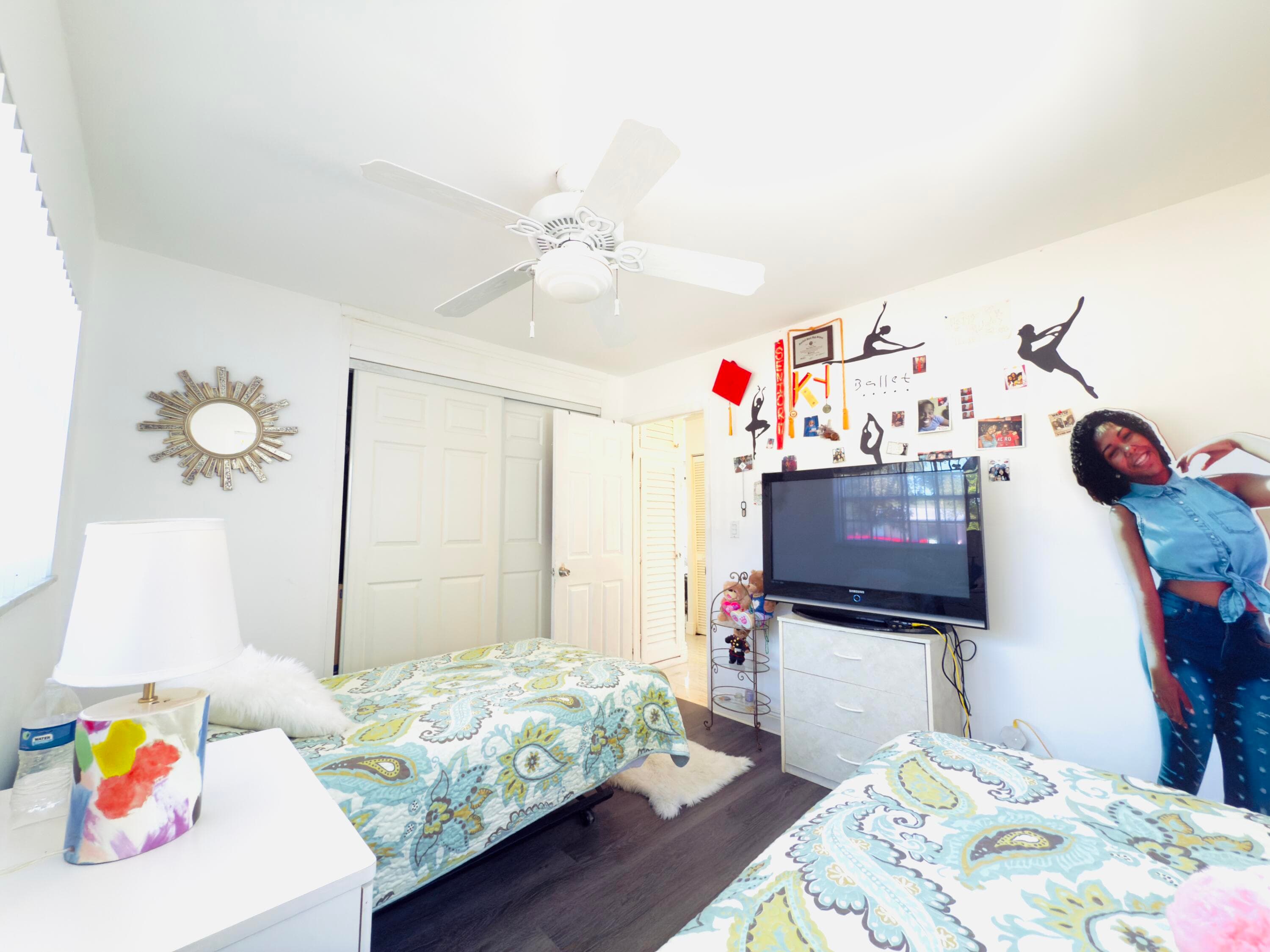 230 NE 25th Street, Pompano Beach, FL 33064 35