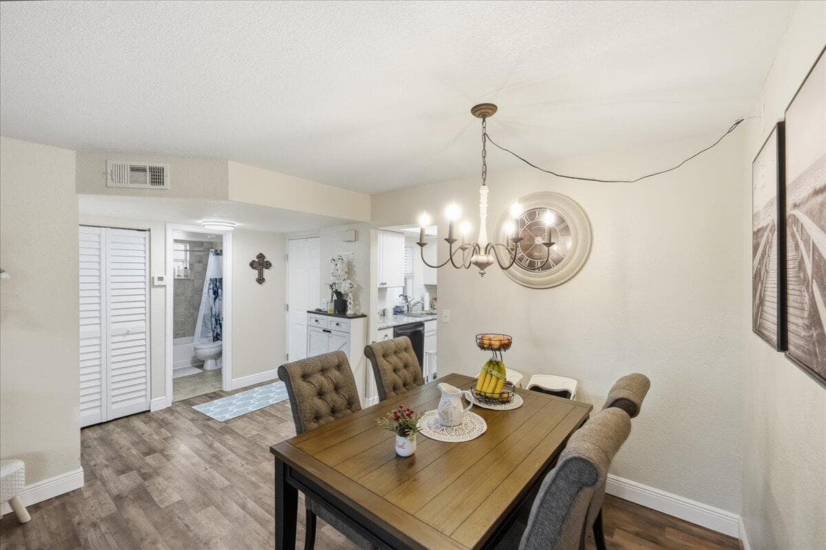 1506 SE Royal Green Circle 204, Port St. Lucie, FL 34952 3