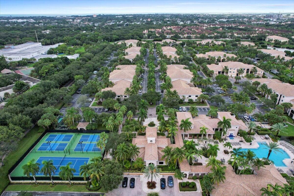 2804 Sarento Place 303, Palm Beach Gardens, FL 33410 26