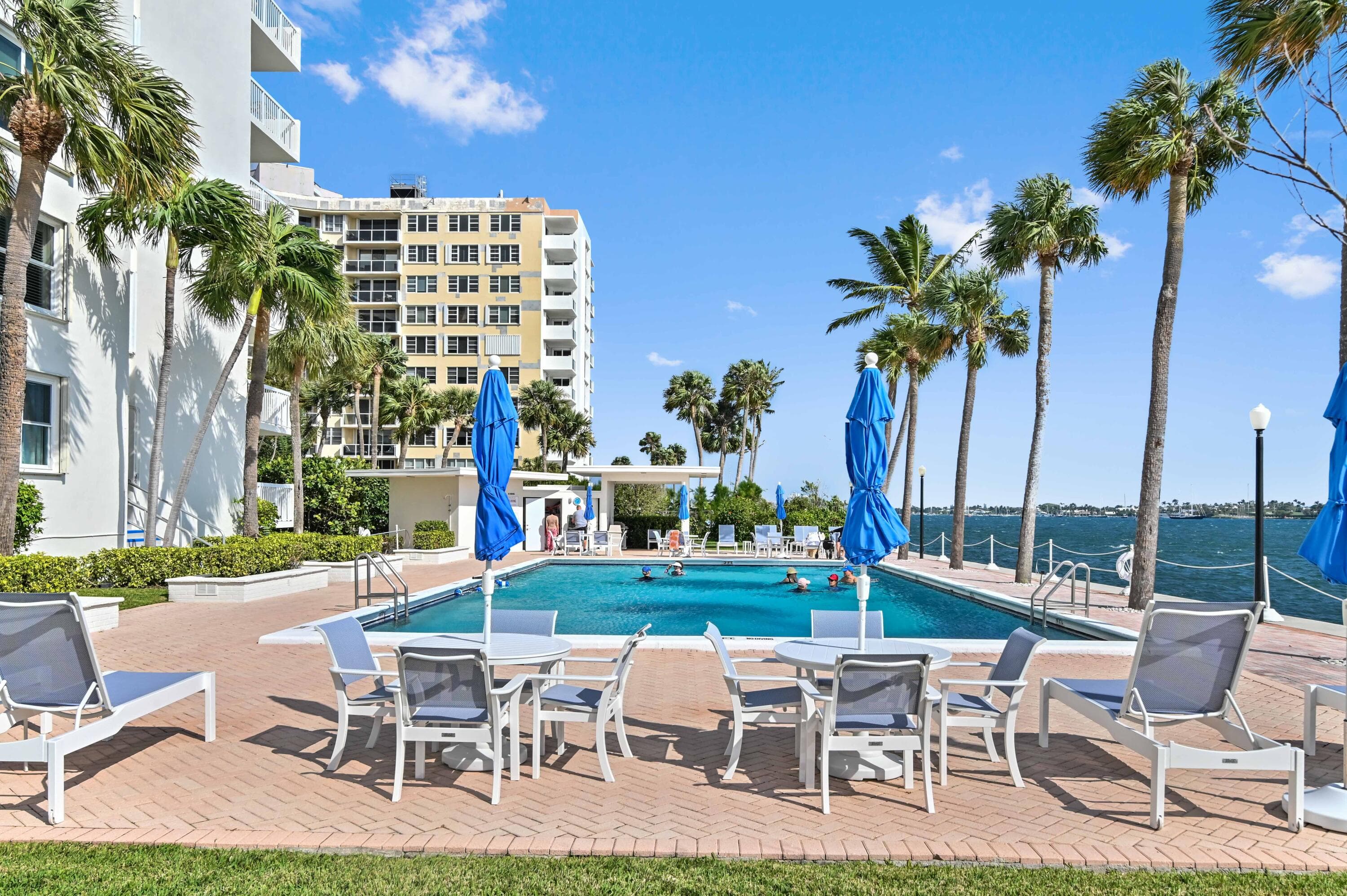 2600 N Flagler Drive 210, West Palm Beach, FL 33407 23