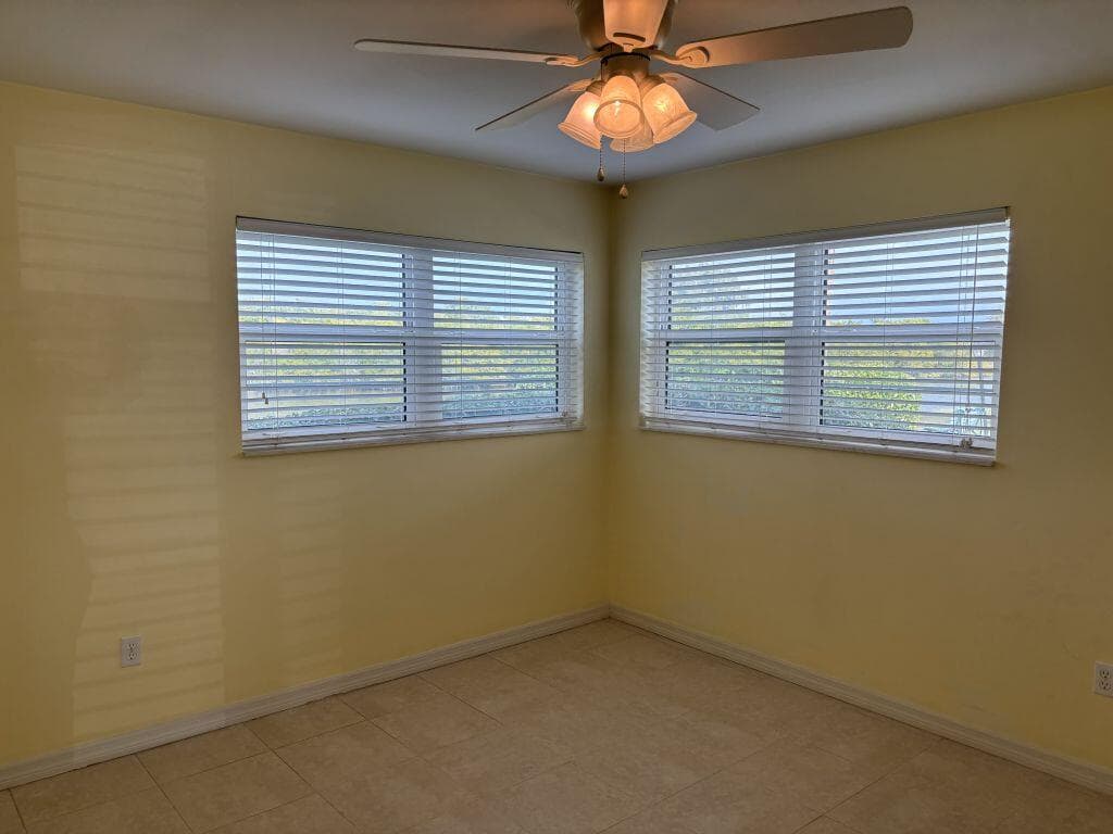2800 Indian River Boulevard 1, Vero Beach, FL 32960 13