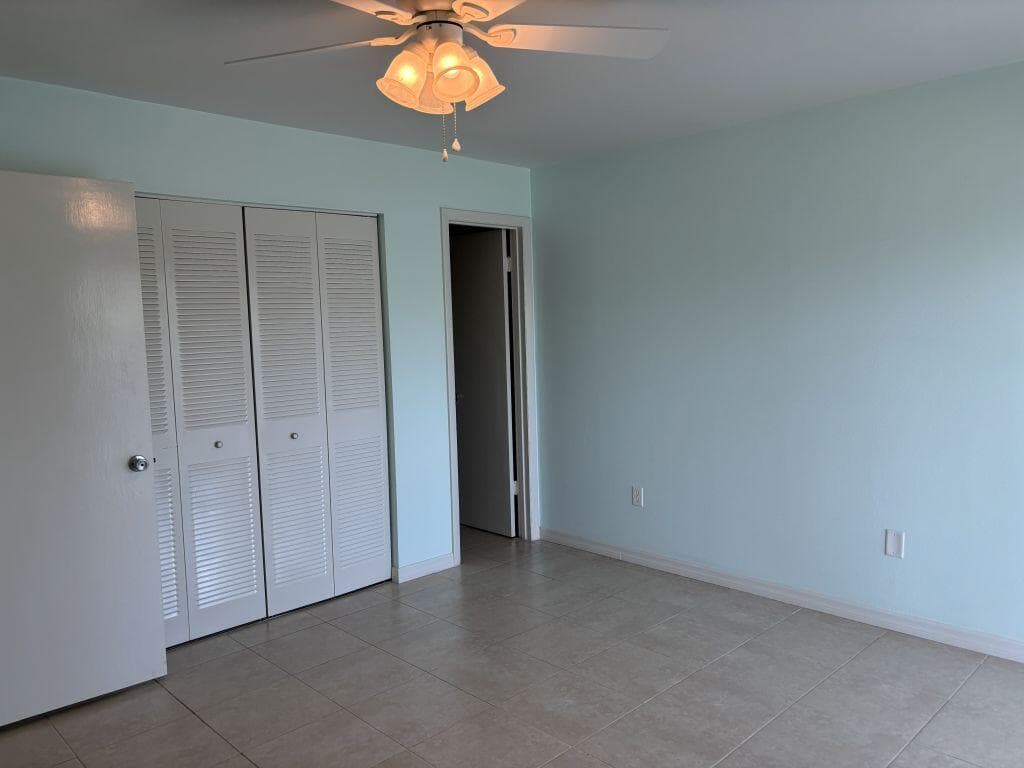 2800 Indian River Boulevard 1, Vero Beach, FL 32960 11