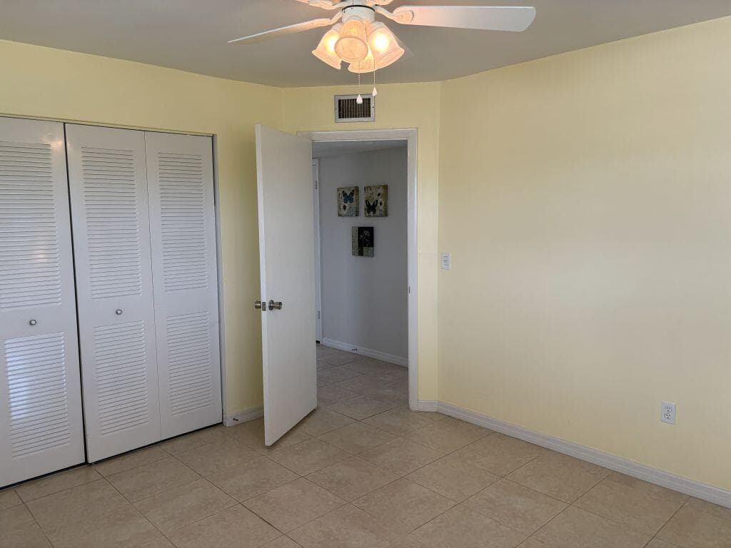 2800 Indian River Boulevard 1, Vero Beach, FL 32960 14