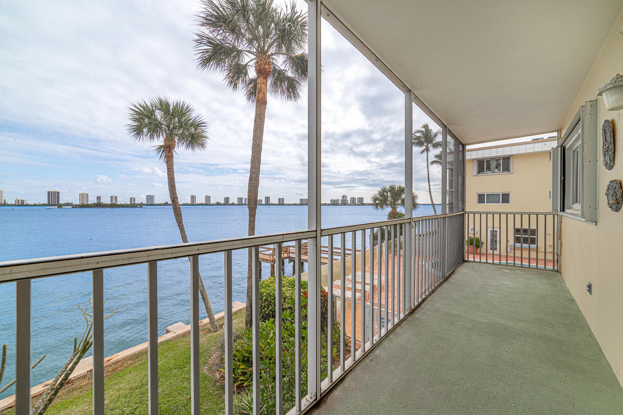 101 Doolen Court 201, North Palm Beach, FL 33408 26