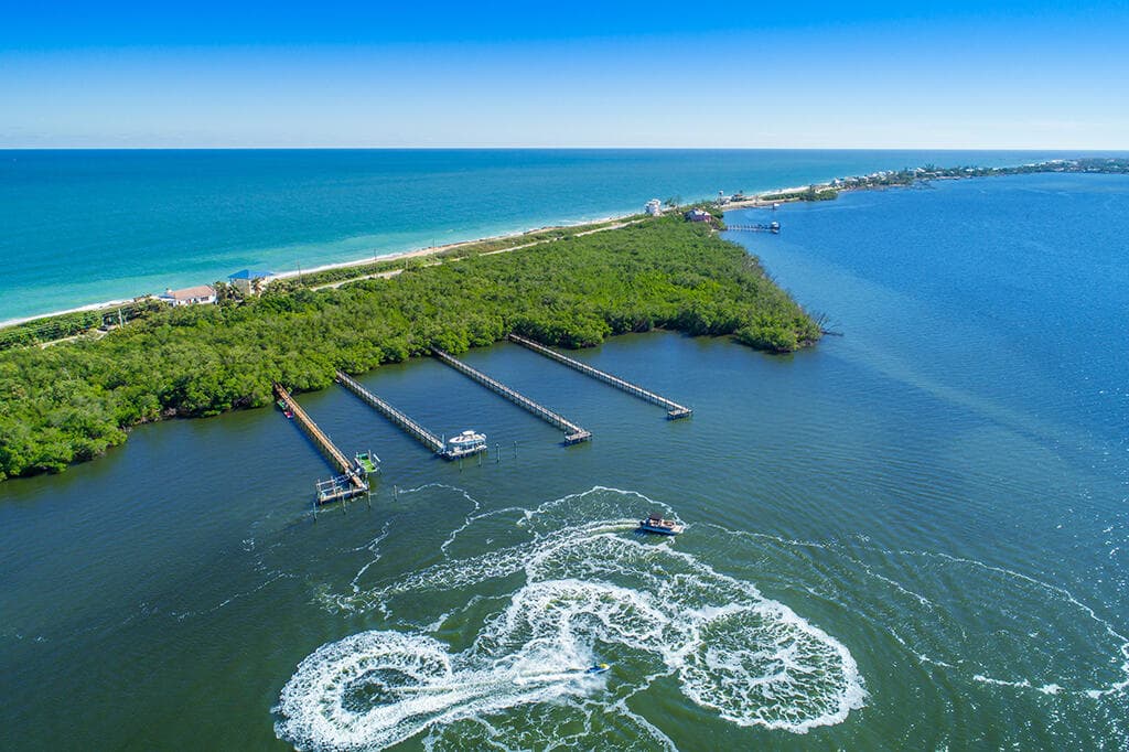 23 NE Macarthur Boulevard, Stuart, FL 34996 14