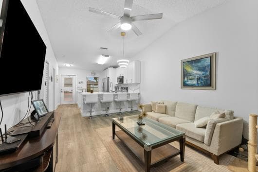 18861 Argosy Drive, Boca Raton, FL 33496 10