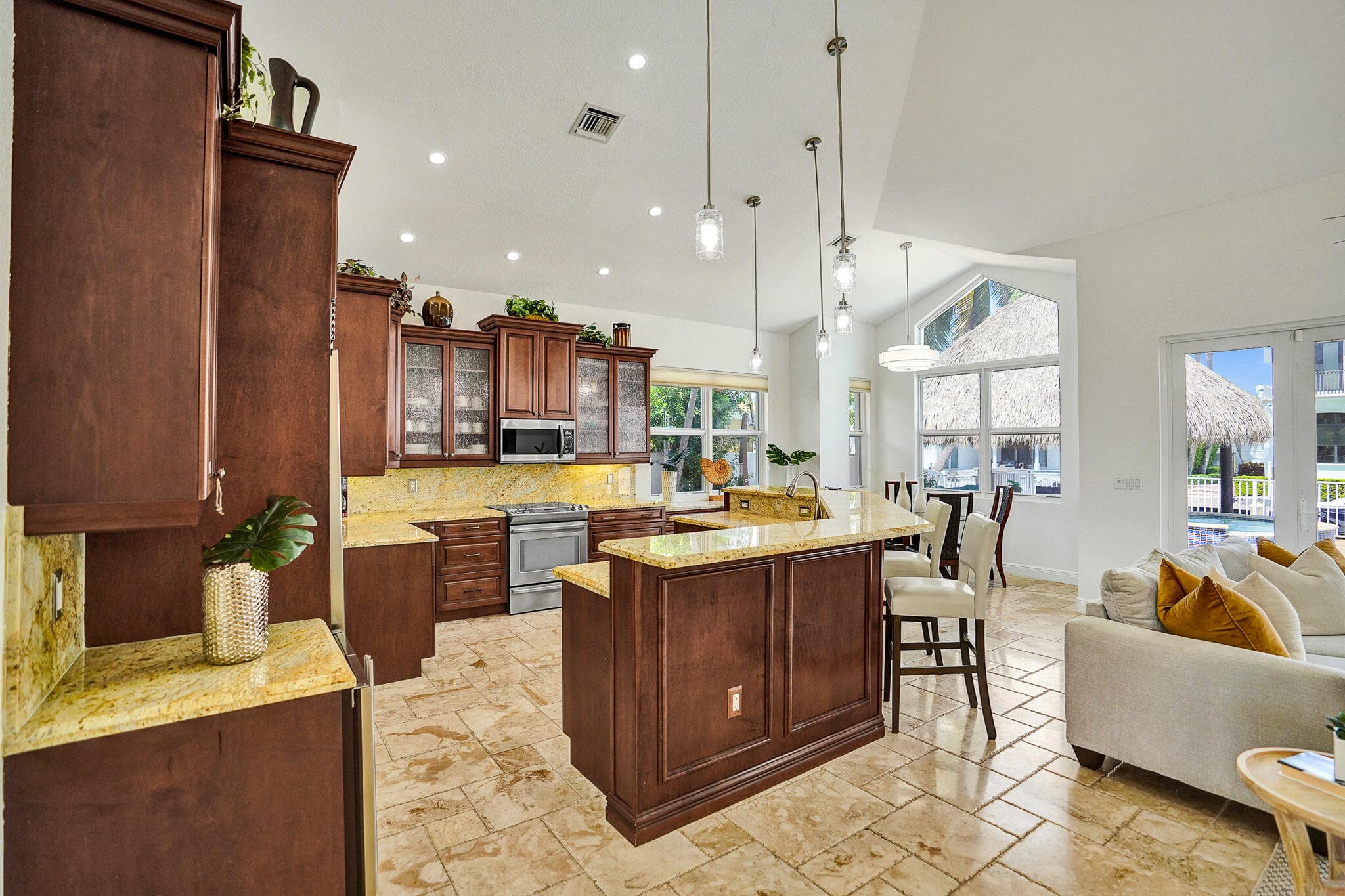 785 NE 71st Street, Boca Raton, FL 33487 18