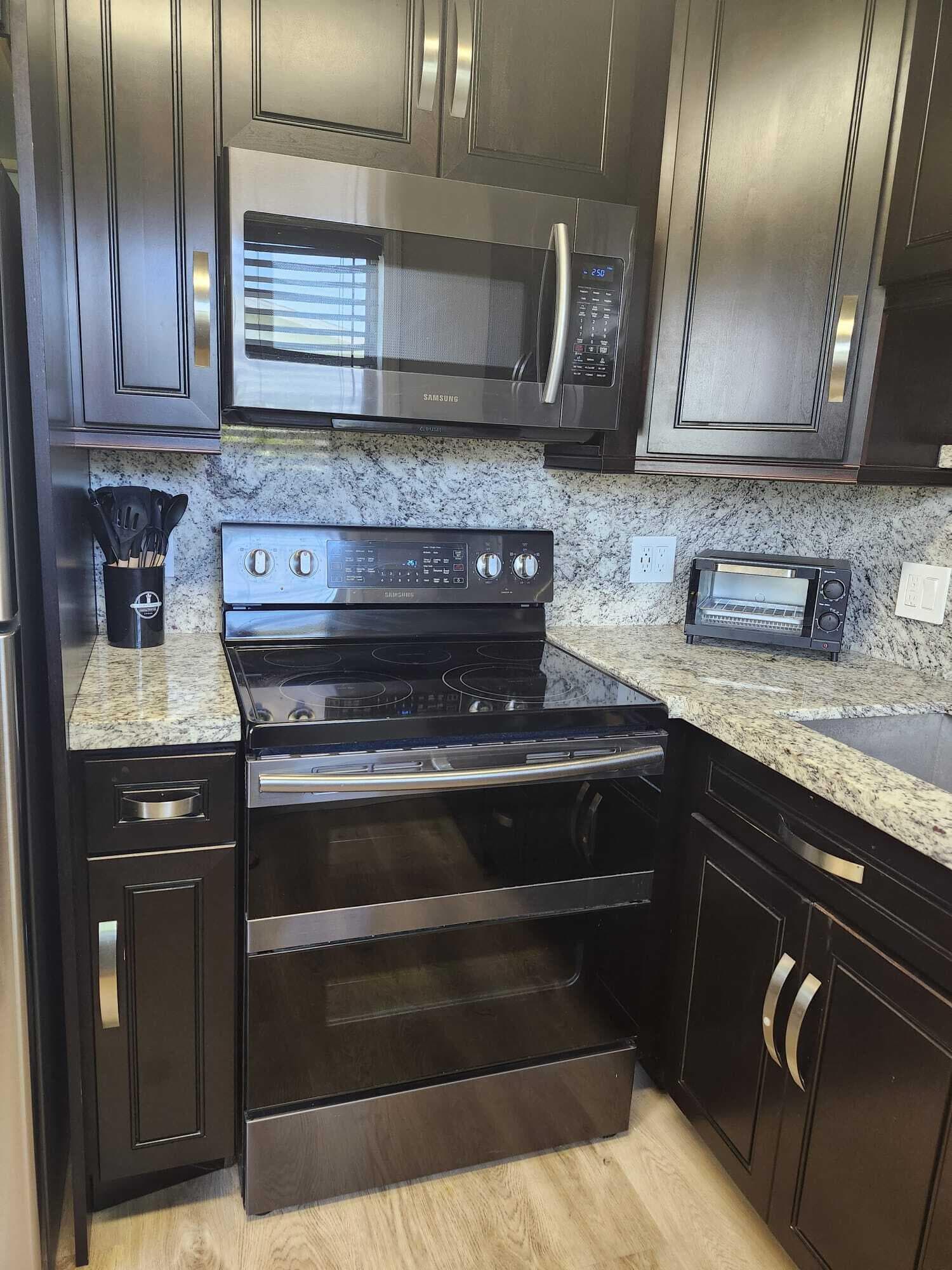 301 Farnham M 301, Deerfield Beach, FL 33442 7
