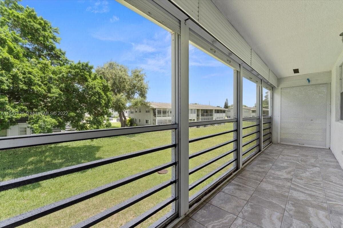 301 Farnham M 301, Deerfield Beach, FL 33442 20