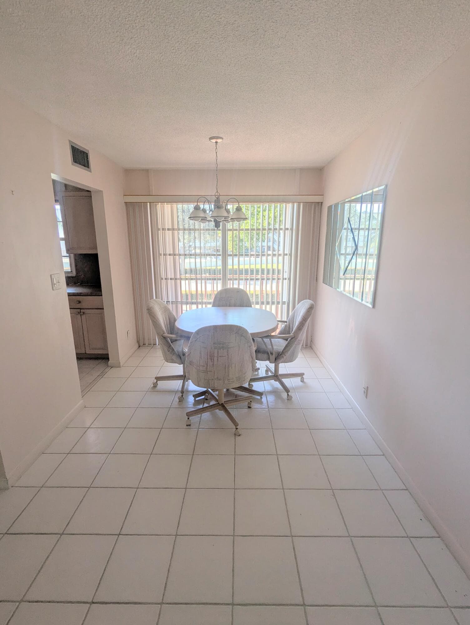 2 Golfs Edge D, West Palm Beach, FL 33417 4