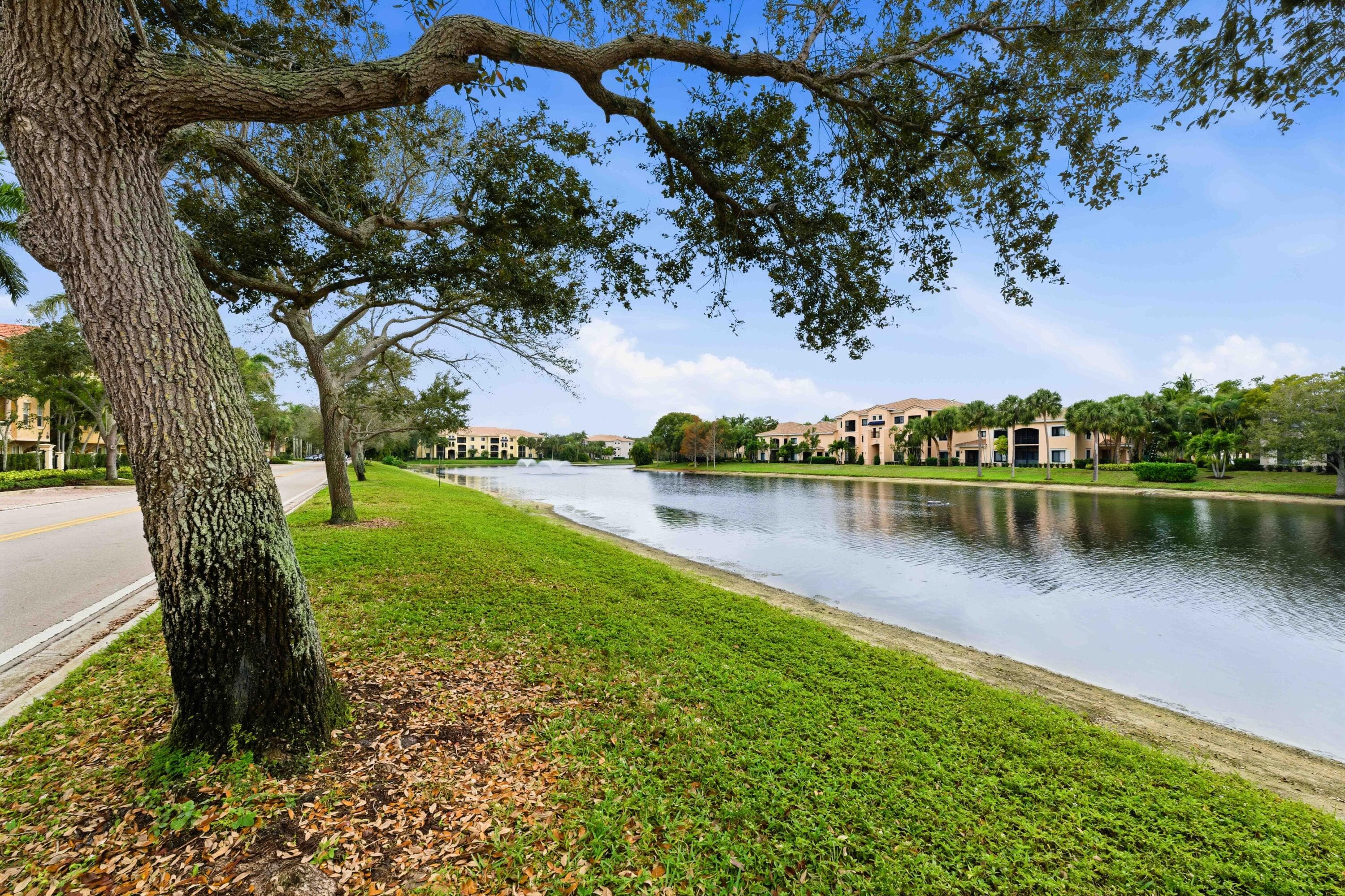 11850 Valencia Gardens Avenue, Palm Beach Gardens, FL 33410 34