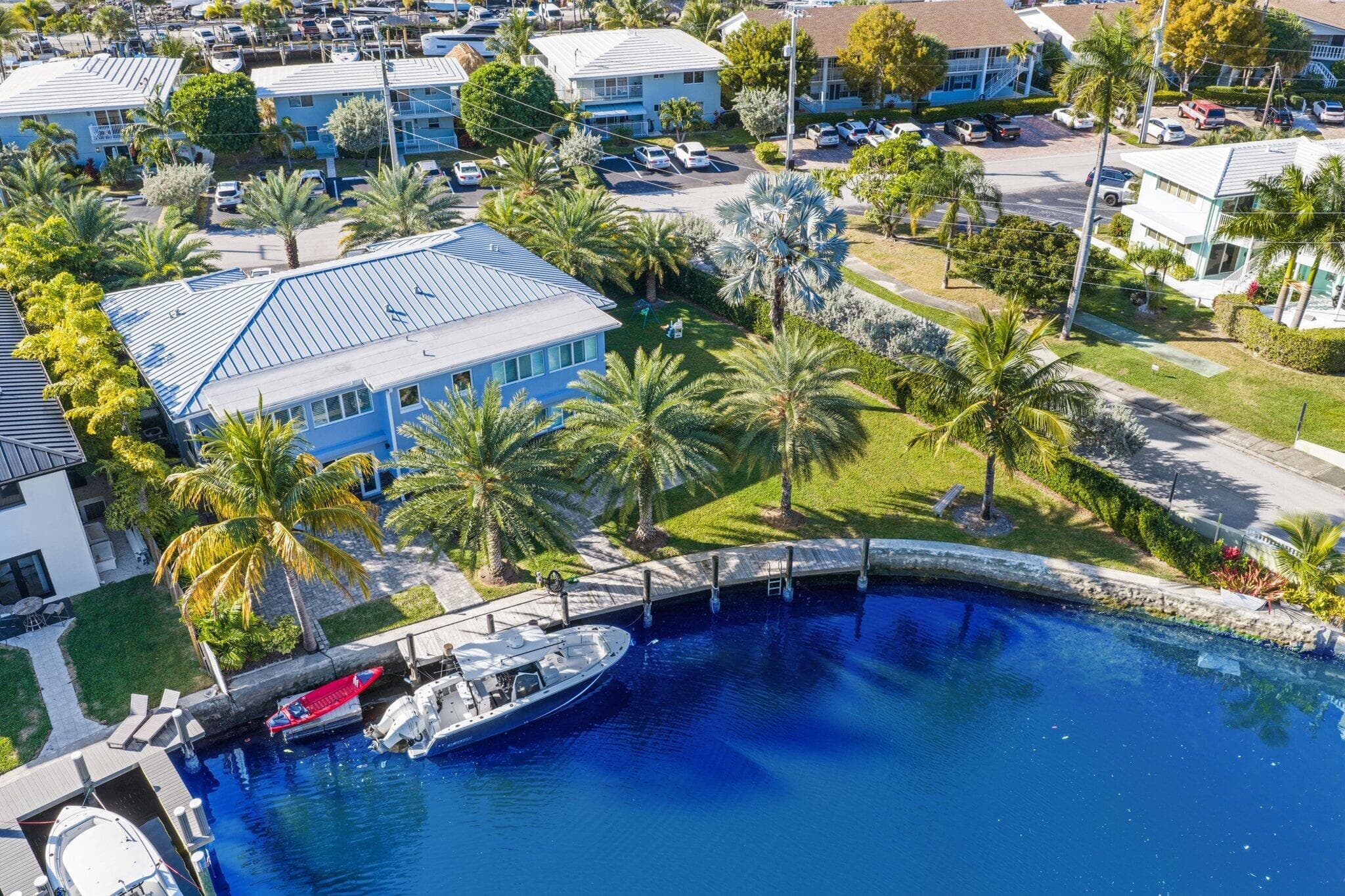 830 SE 22nd Avenue, Pompano Beach, FL 33062 10