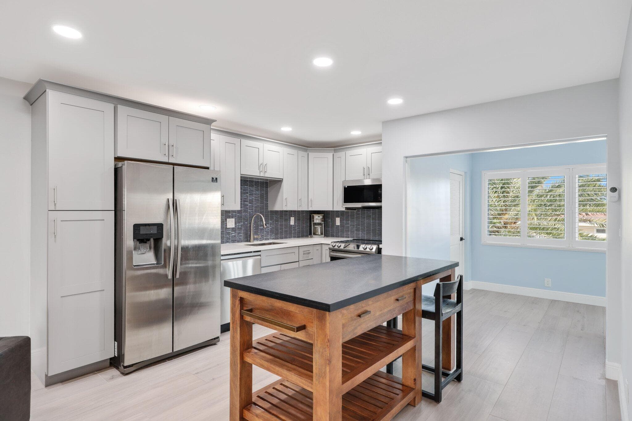 830 SE 22nd Avenue, Pompano Beach, FL 33062 43