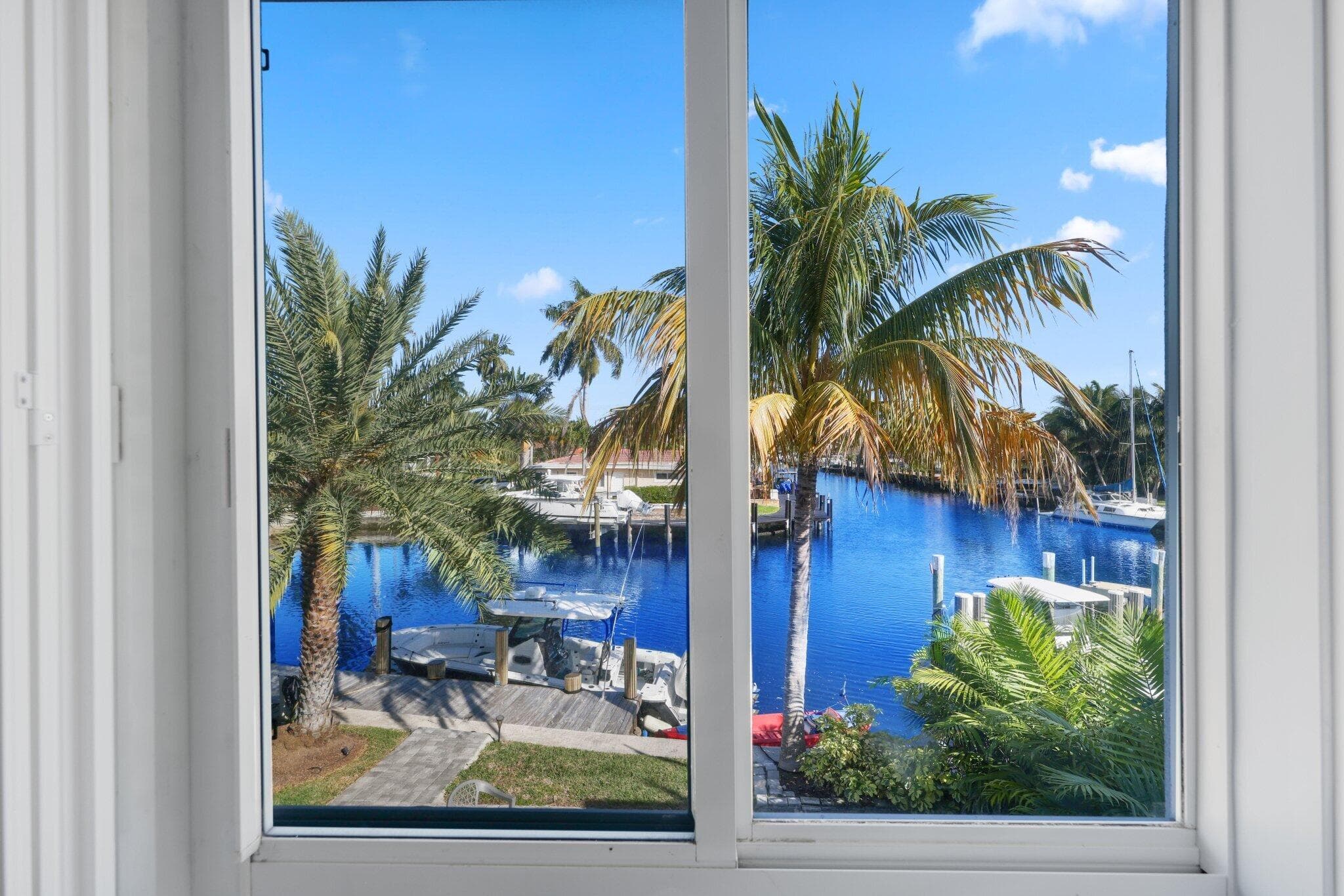 830 SE 22nd Avenue, Pompano Beach, FL 33062 55