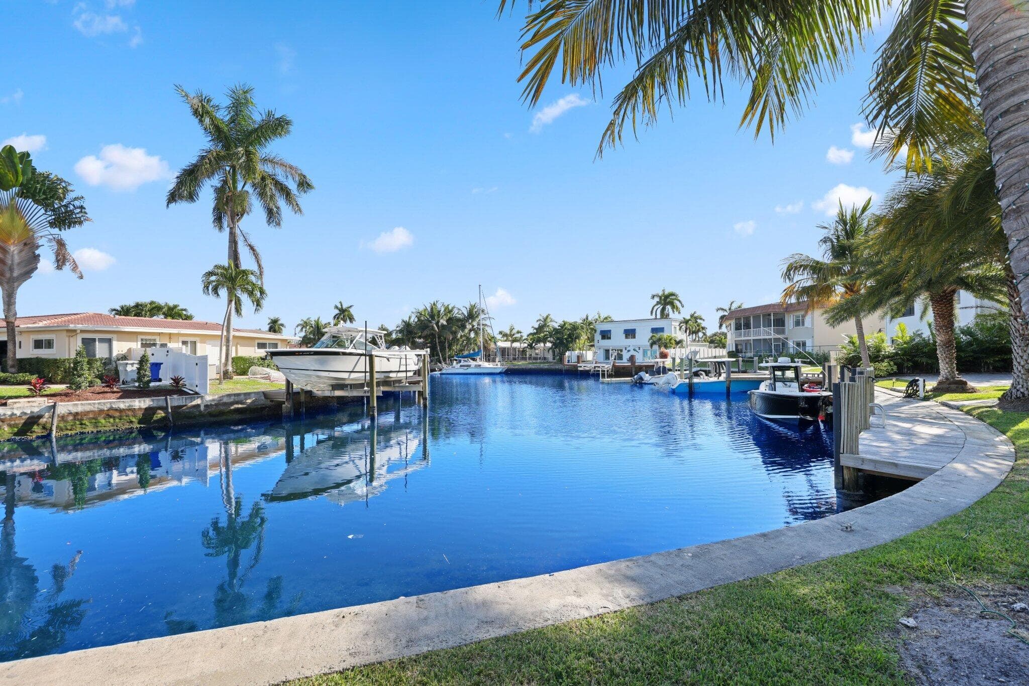 830 SE 22nd Avenue, Pompano Beach, FL 33062 67