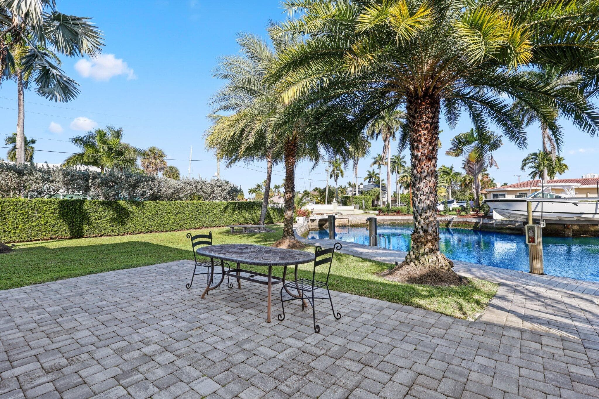 830 SE 22nd Avenue, Pompano Beach, FL 33062 64