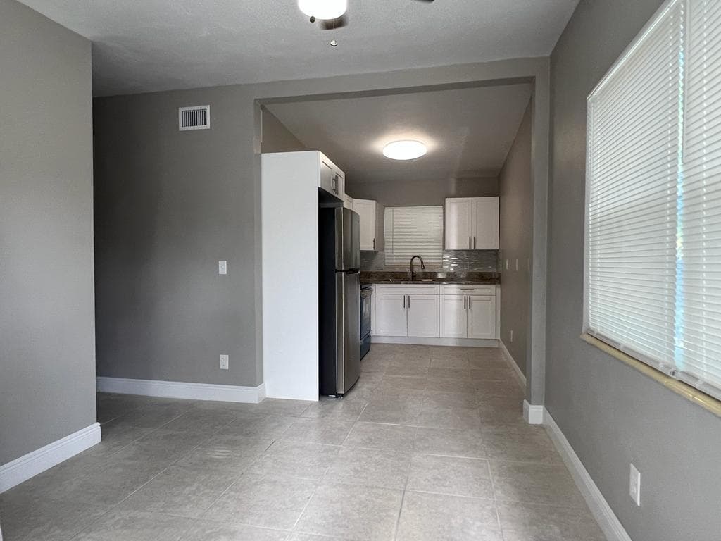 3990 Plum Tree Drive, Lake Worth, FL 33462 3