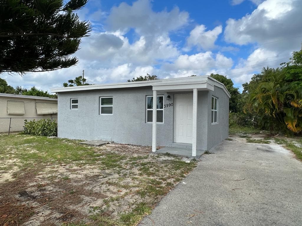 3990 Plum Tree Drive, Lake Worth, FL 33462 14