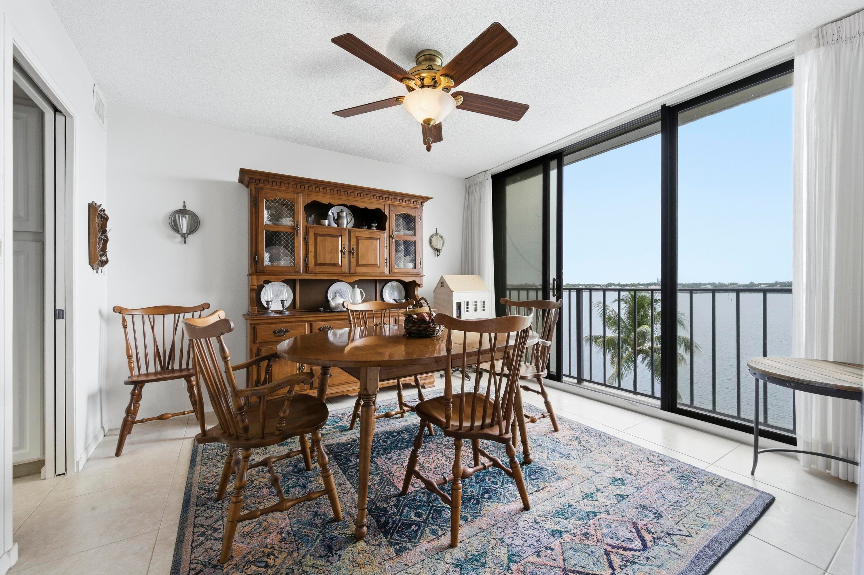 126 Lakeshore Drive 526, North Palm Beach, FL 33408 10