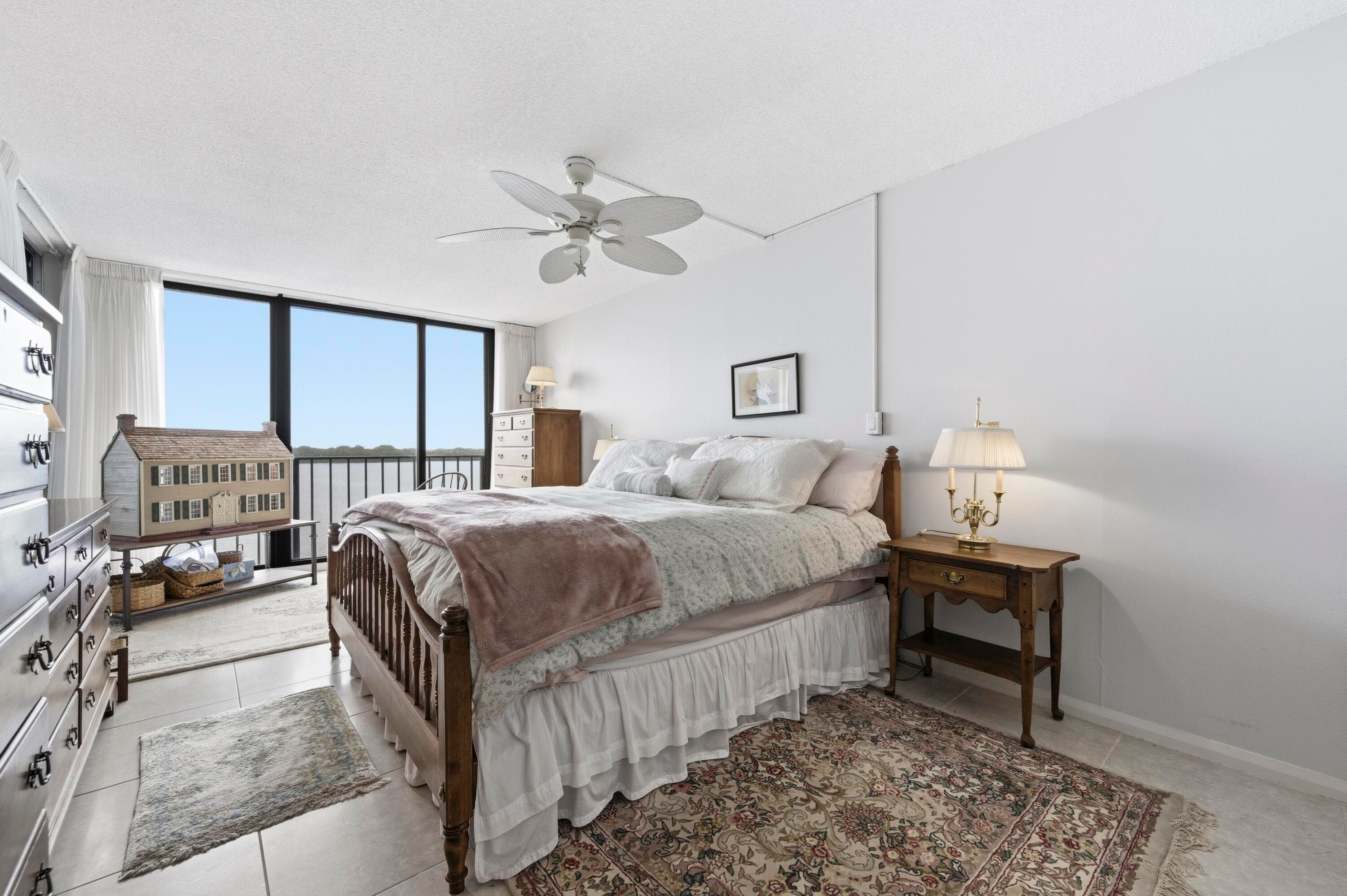 126 Lakeshore Drive 526, North Palm Beach, FL 33408 15