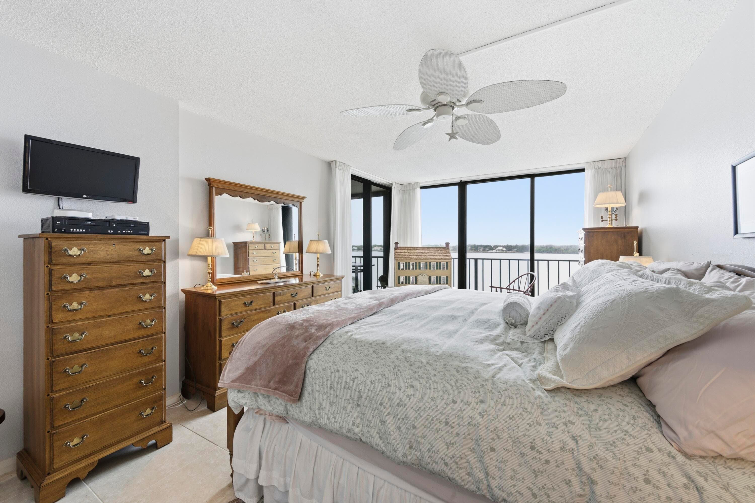 126 Lakeshore Drive 526, North Palm Beach, FL 33408 16