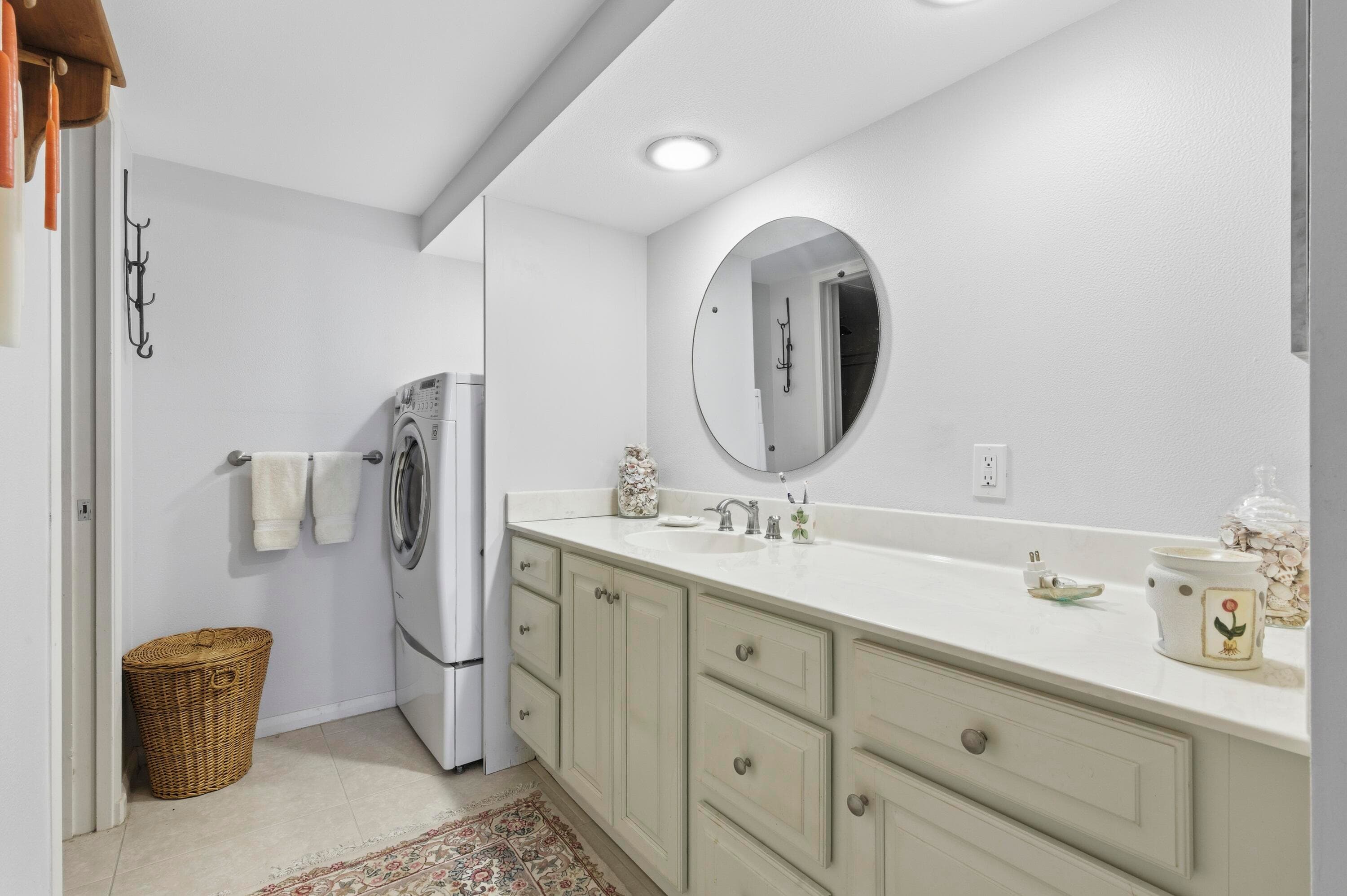 126 Lakeshore Drive 526, North Palm Beach, FL 33408 18