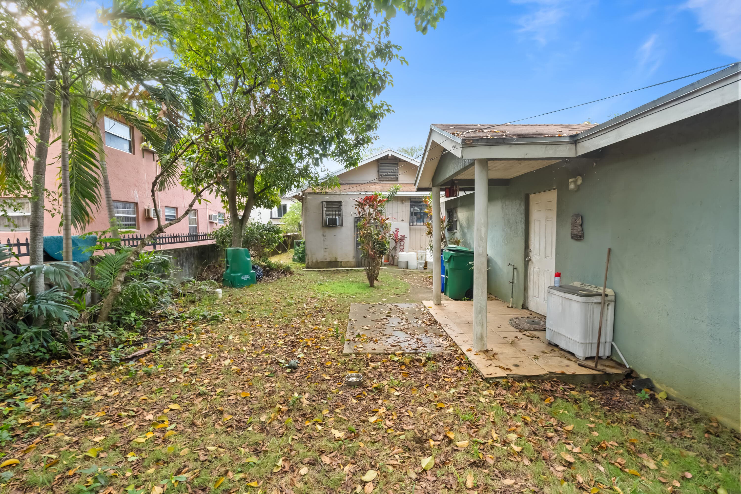 8111 NE 1st Avenue, Miami, FL 33138 15