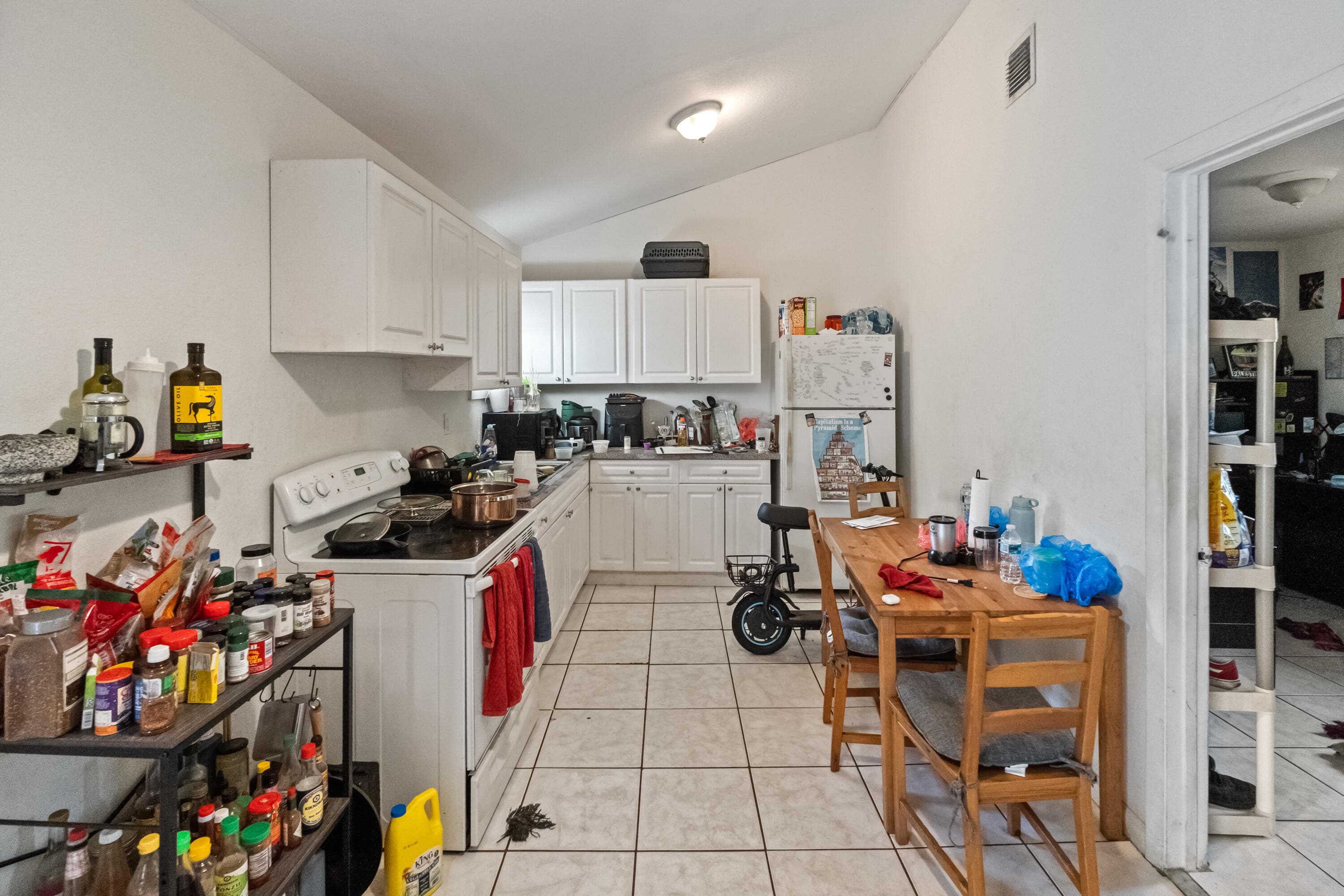 8111 NE 1st Avenue, Miami, FL 33138 28