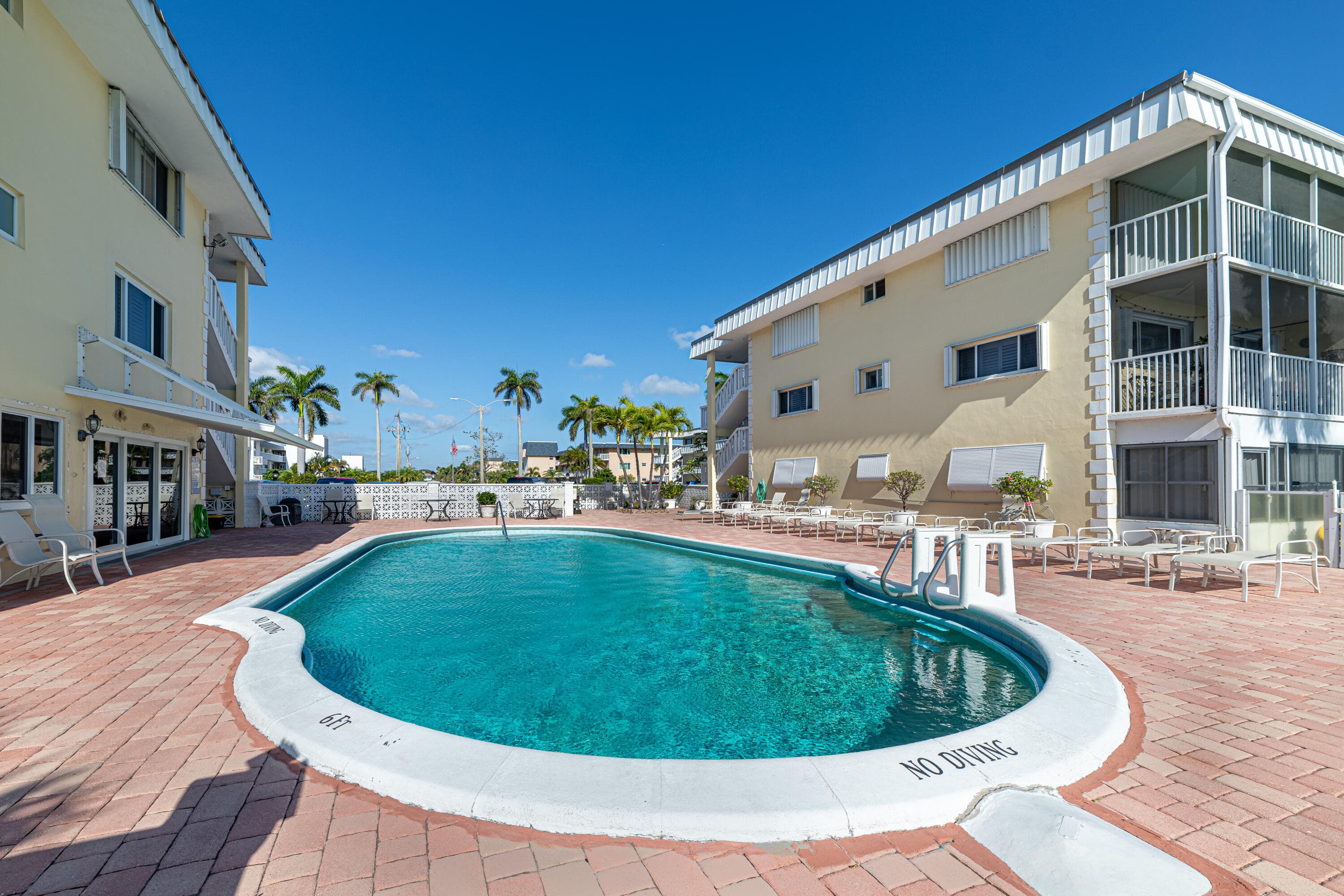 101 Doolen Court 201, North Palm Beach, FL 33408 50