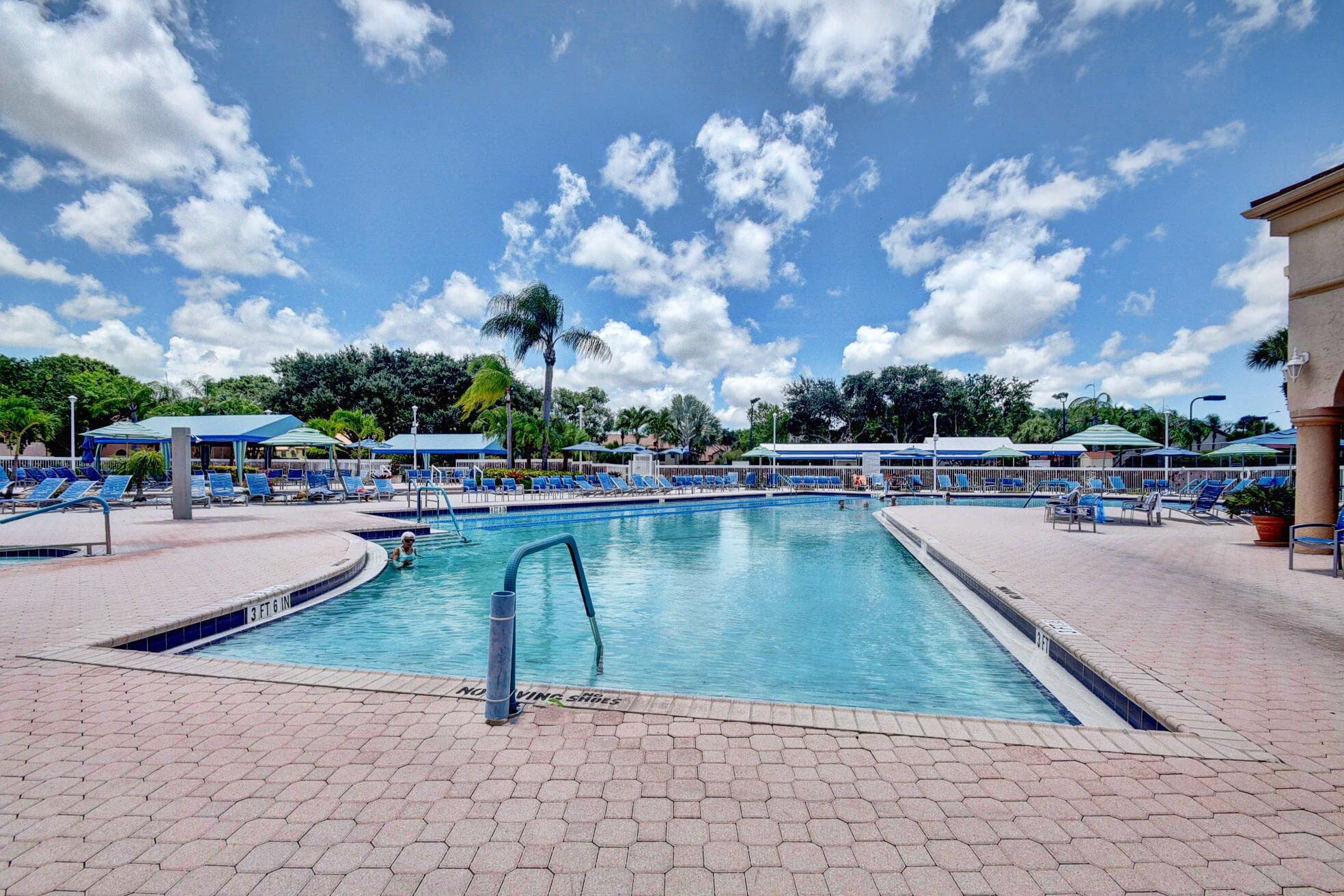 5374 Venetia Court E, Boynton Beach, FL 33437 35