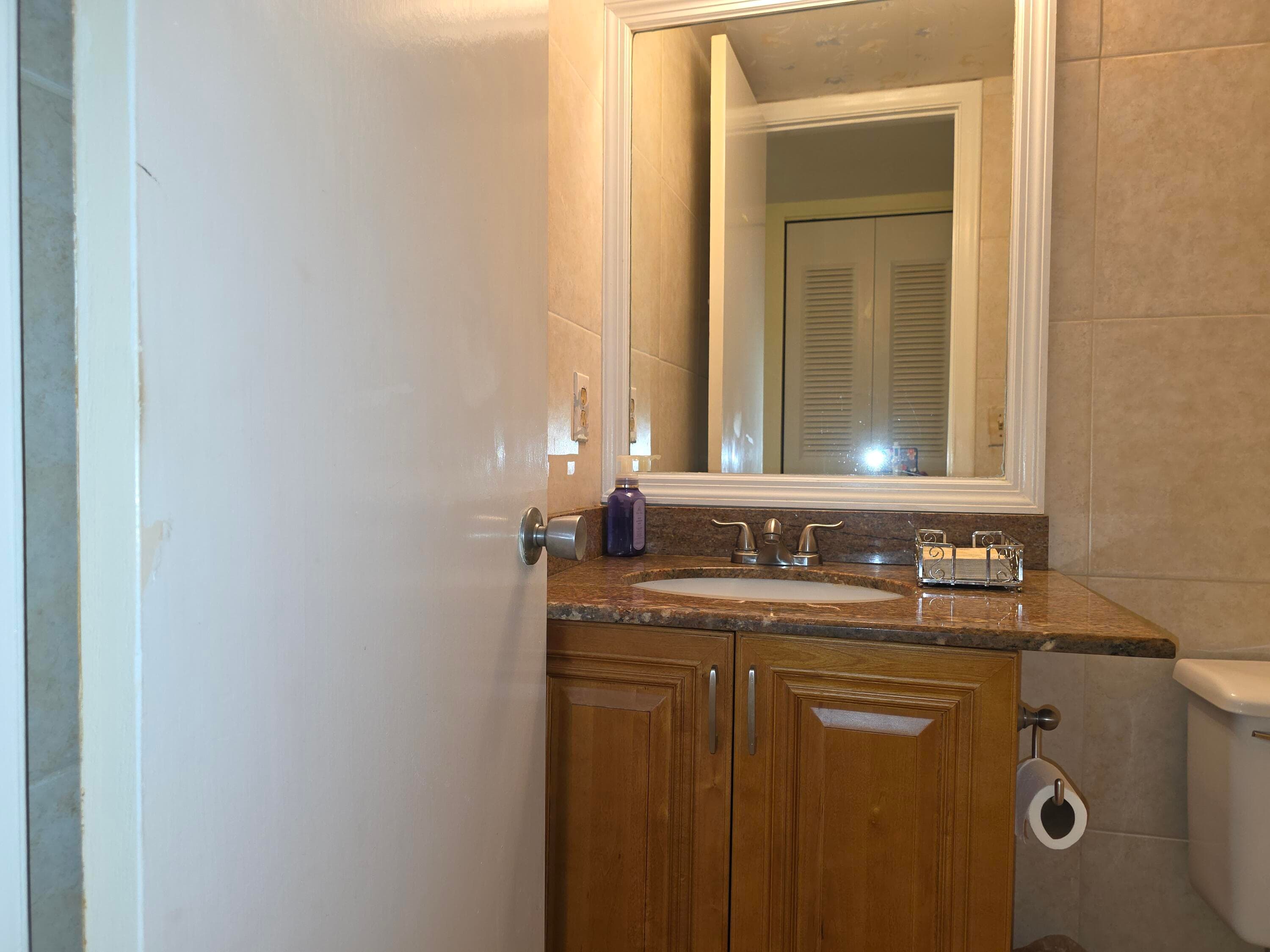 204 Kent L L, West Palm Beach, FL 33417 17