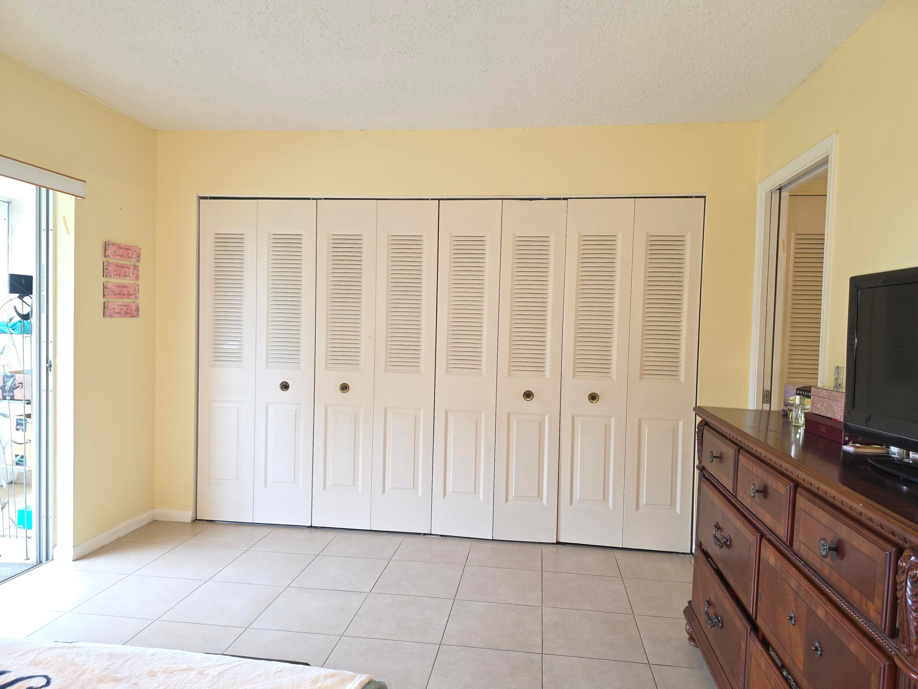 204 Kent L L, West Palm Beach, FL 33417 25