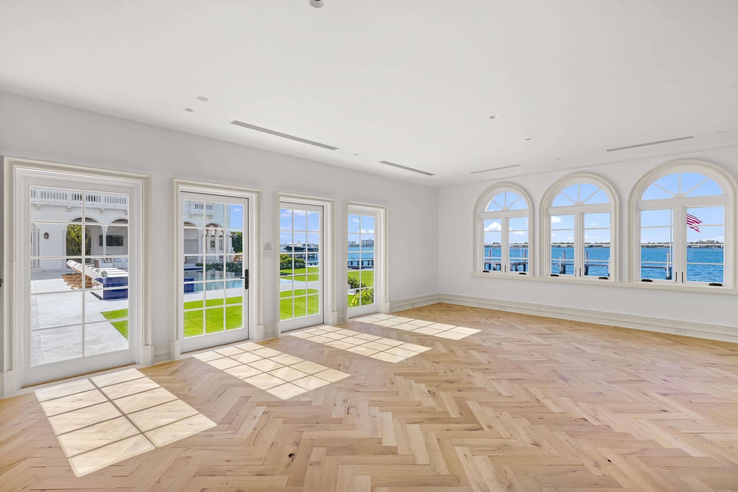 800 S County Road, Palm Beach, FL 33480 43