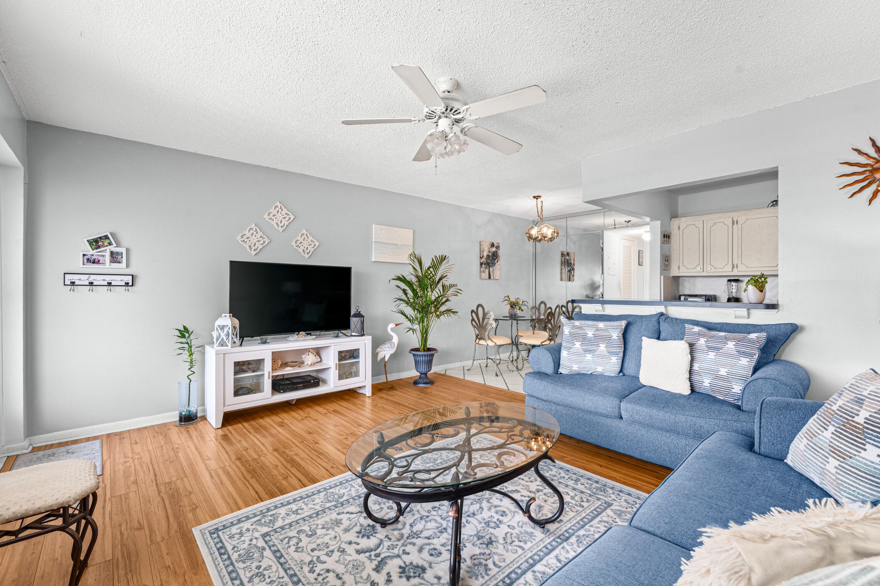 309 Sheffield M 309, West Palm Beach, FL 33417 2