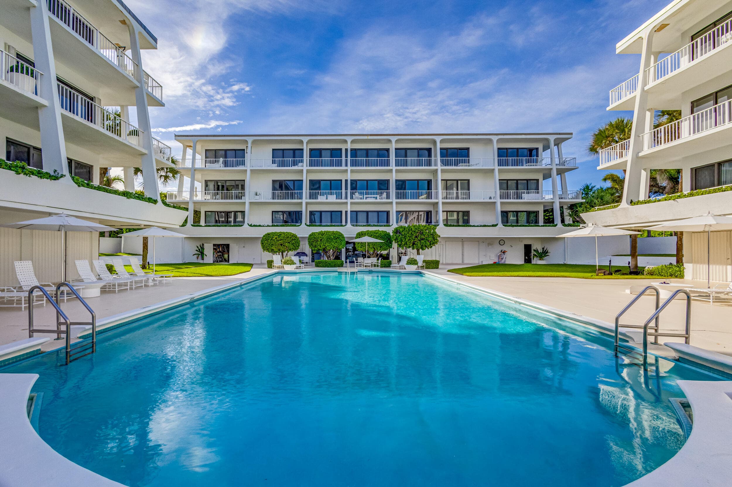 2275 S Ocean Boulevard 305n and C11, Palm Beach, FL 33480 36