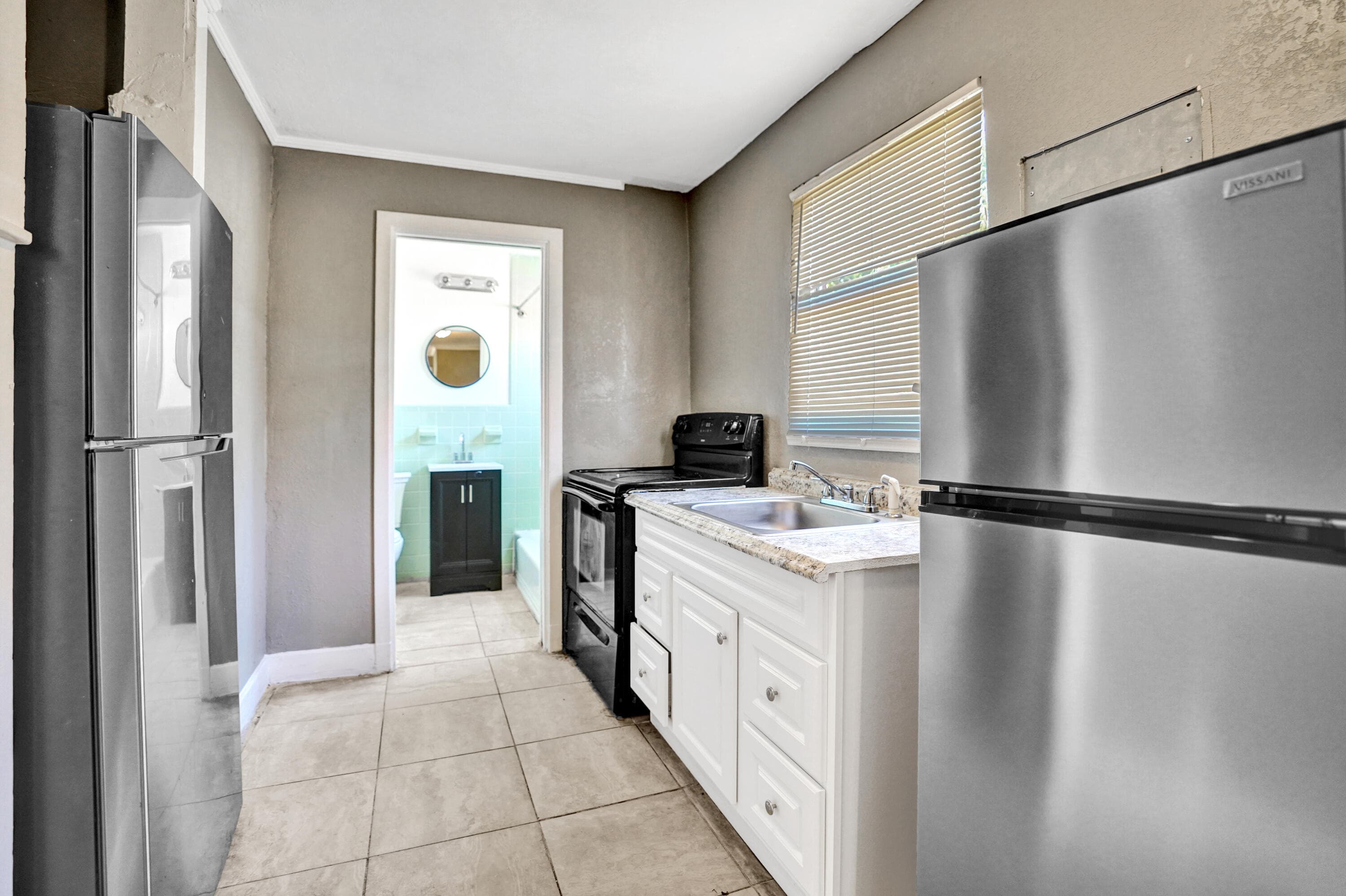 627 30th Street, West Palm Beach, FL 33407 40