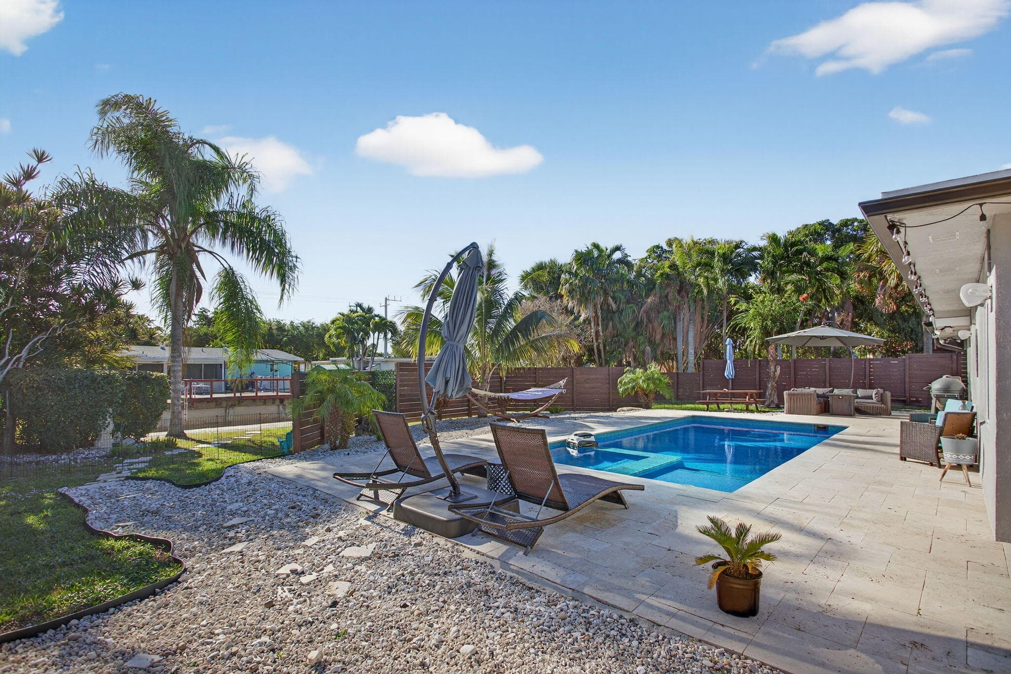 1530 W River Drive, Margate, FL 33063 16