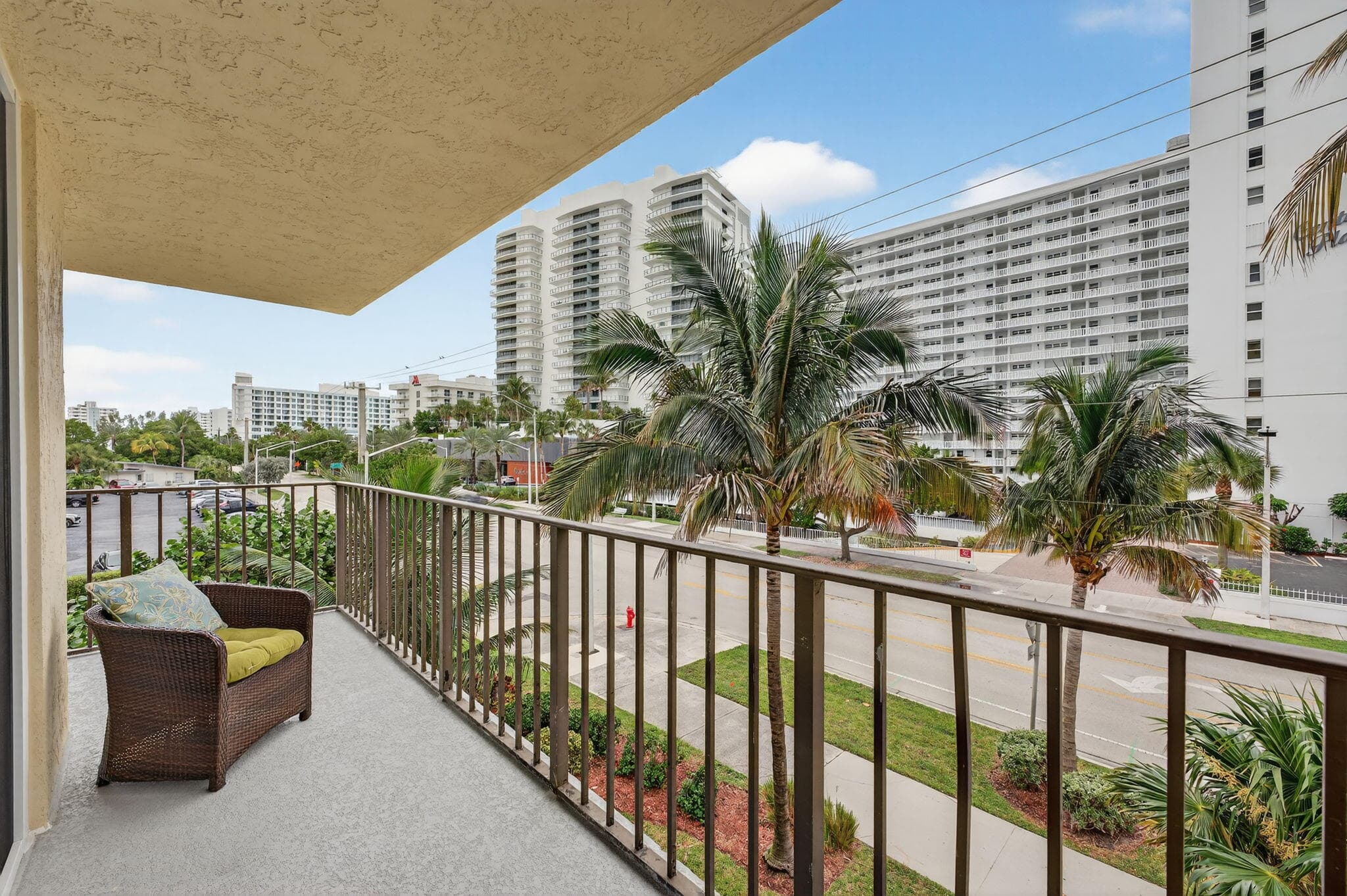 1009 N Ocean Boulevard 312, Pompano Beach, FL 33062 2