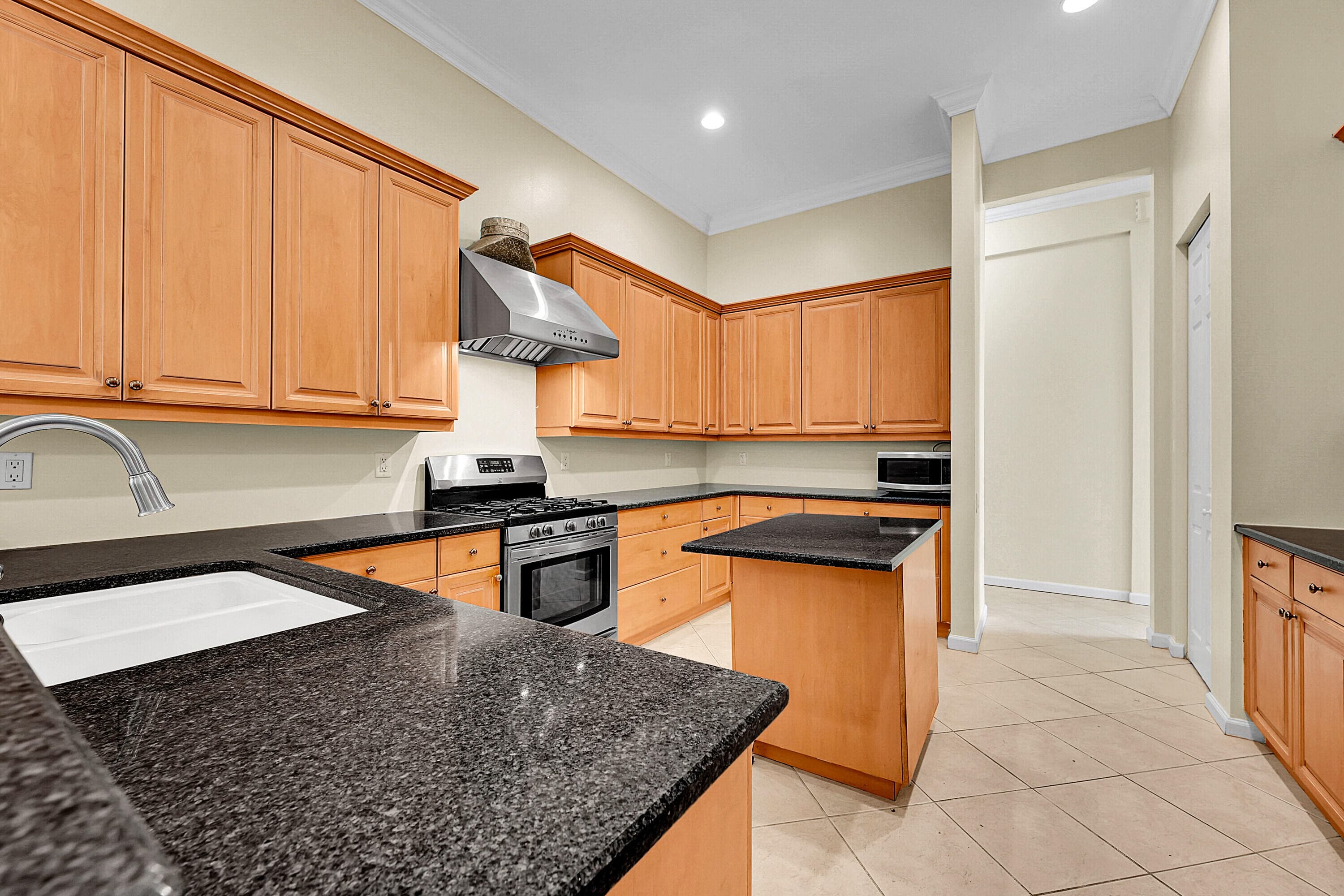 211 NW Pleasant Grove Way, Port St. Lucie, FL 34986 13