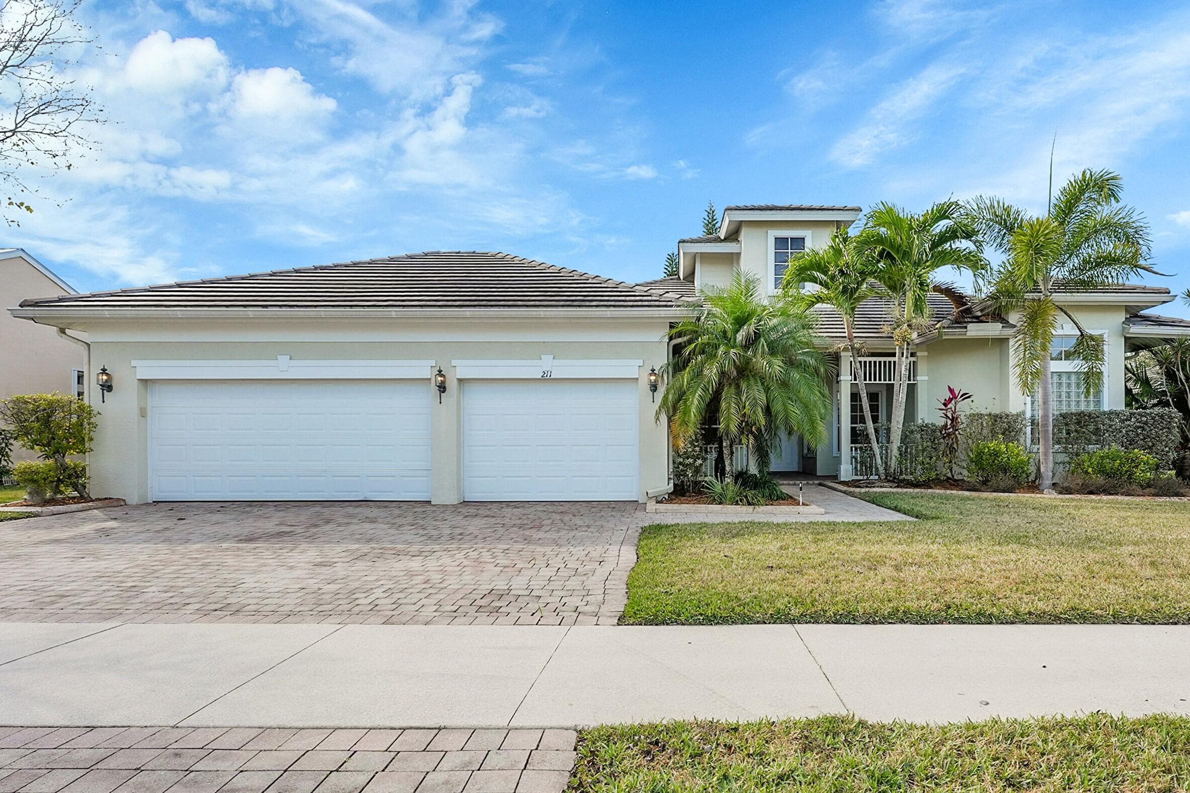 211 NW Pleasant Grove Way, Port St. Lucie, FL 34986 2
