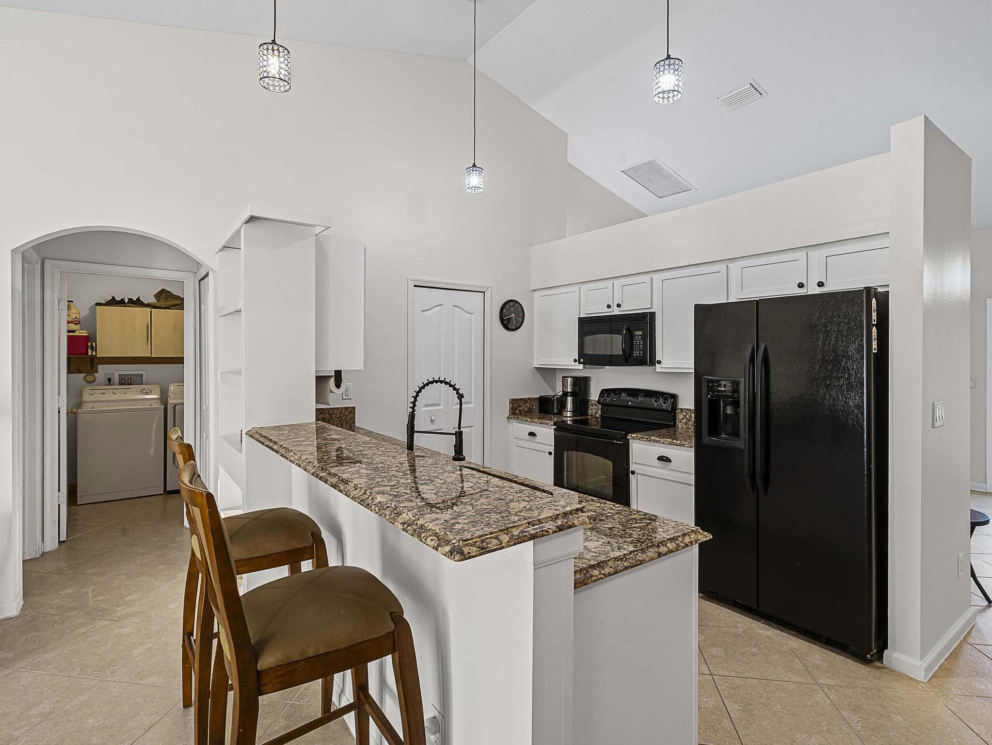 982 SW Worcester Lane, Port St. Lucie, FL 34953 17