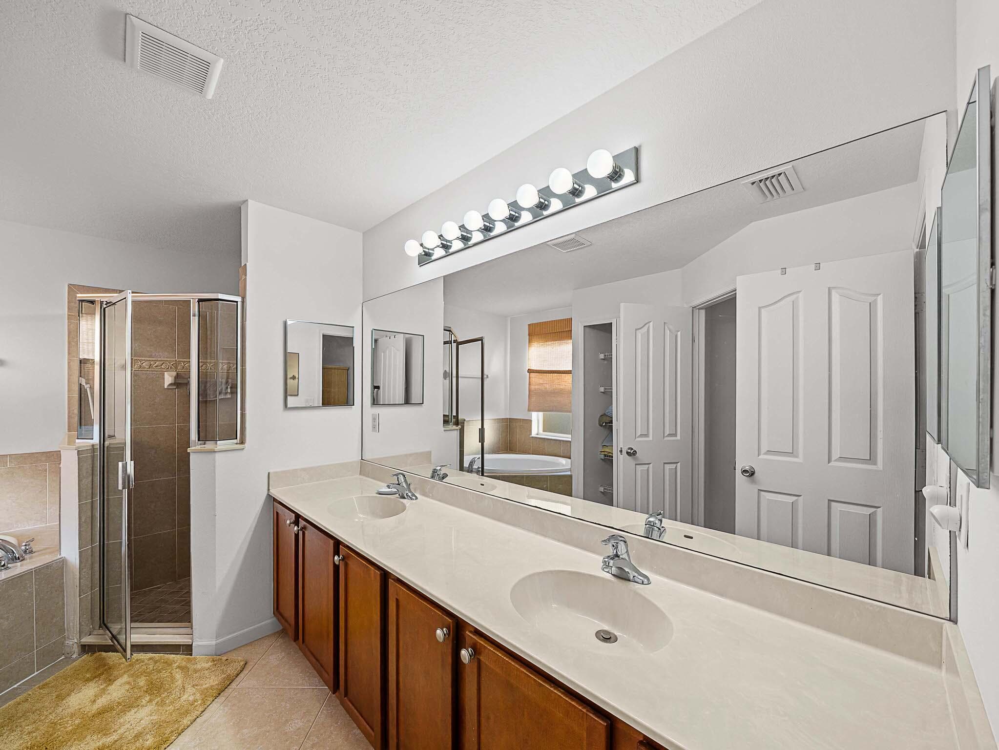 982 SW Worcester Lane, Port St. Lucie, FL 34953 24