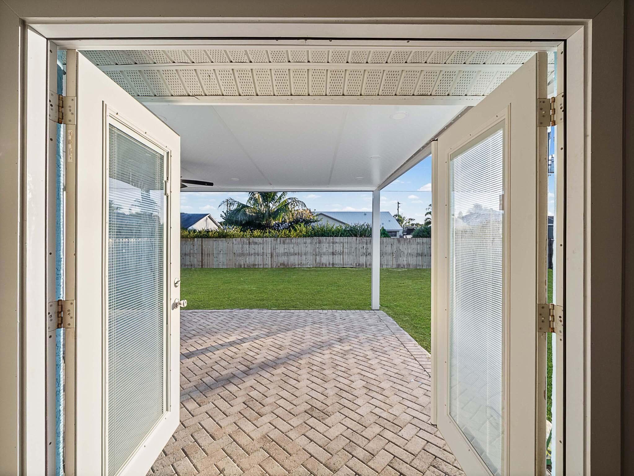 982 SW Worcester Lane, Port St. Lucie, FL 34953 28