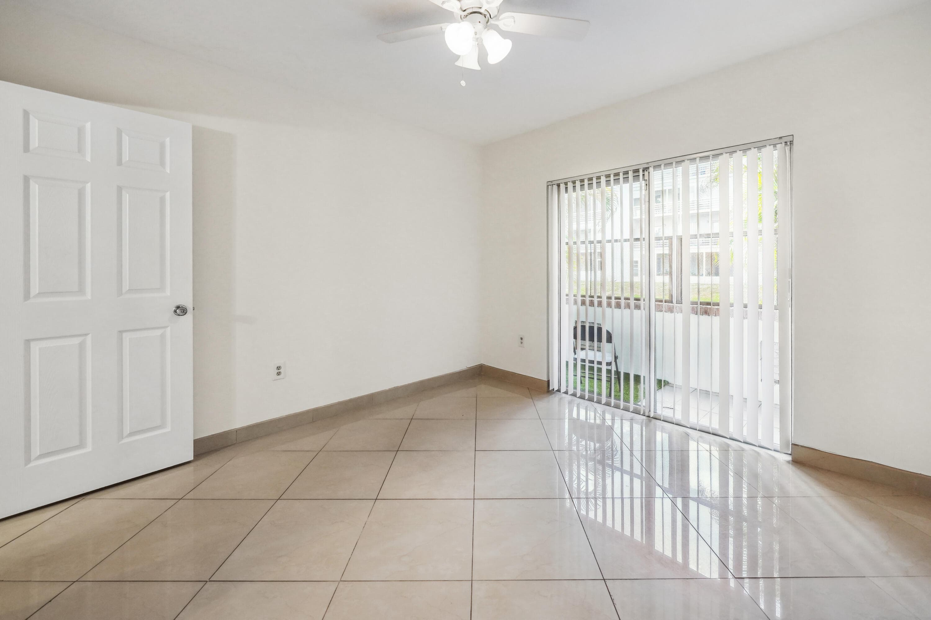 2878 Donnelly Drive 106, Lake Worth, FL 33462 10